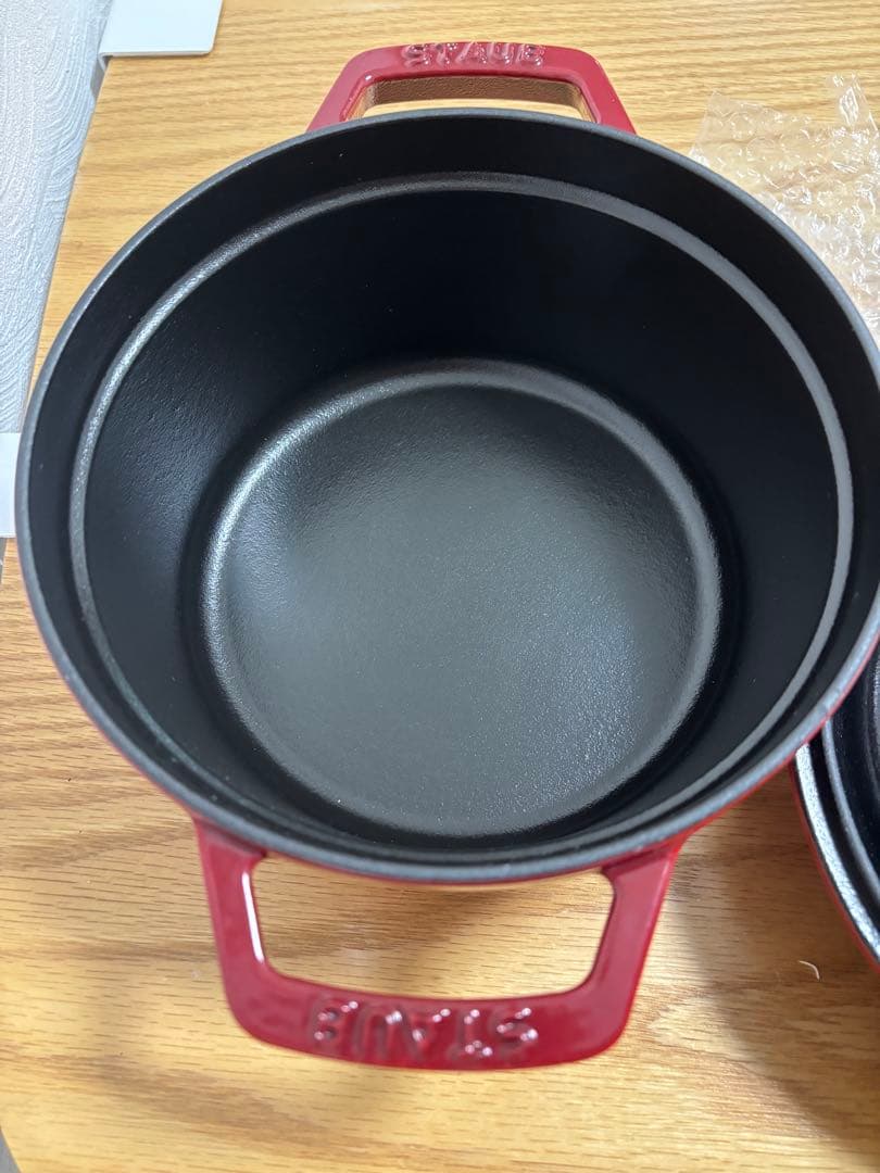 ストウブ　ピコ•ココット　20cm