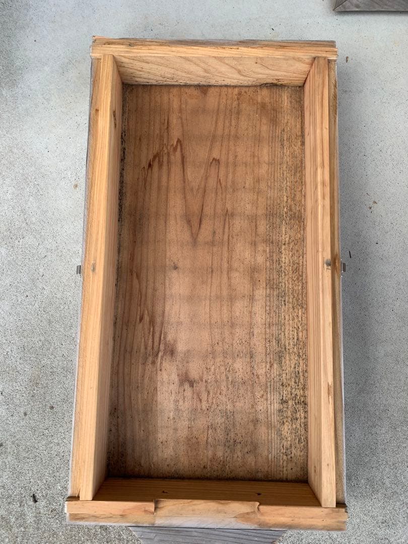 ミツバチ　巣箱　巣枠付き　雨晒し済み