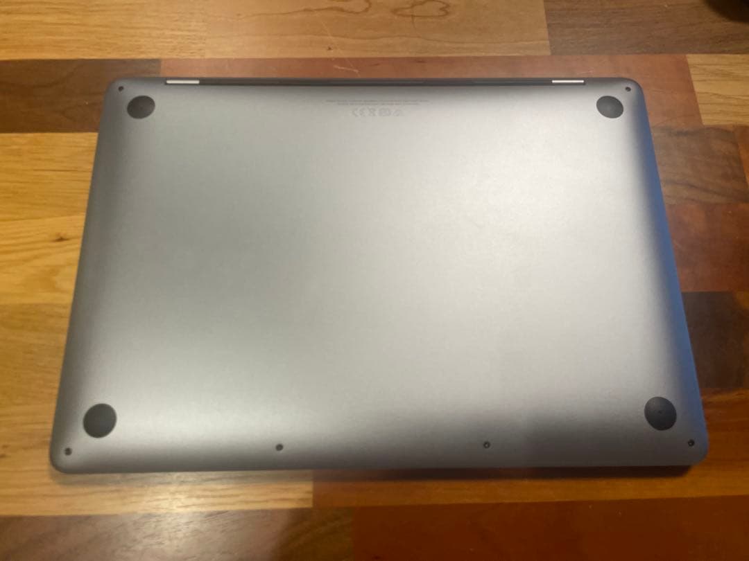 ｎ*川様 2022Apple MacBook Pro M2 メモリ16GB 1T