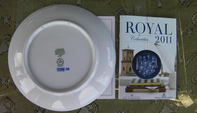 高価格・稀少のロイヤルコペンハーゲン『 2011年』イヤープレート