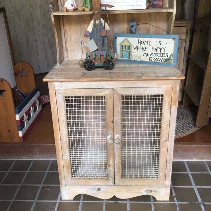 大幅値下げ‼️ カントリー家具　リサイクルウッド カップボード