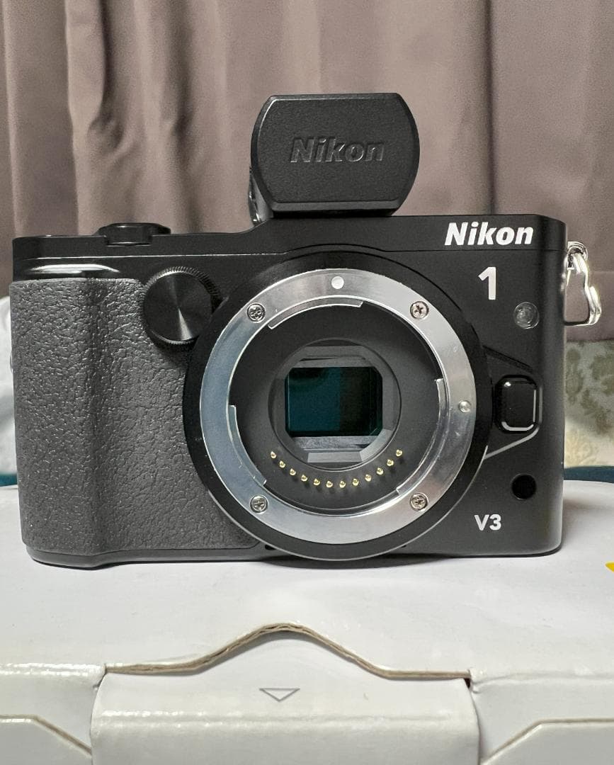 【美品】Nikon1 V3 ミラーレスデジタル一眼レフ プレミアムキット