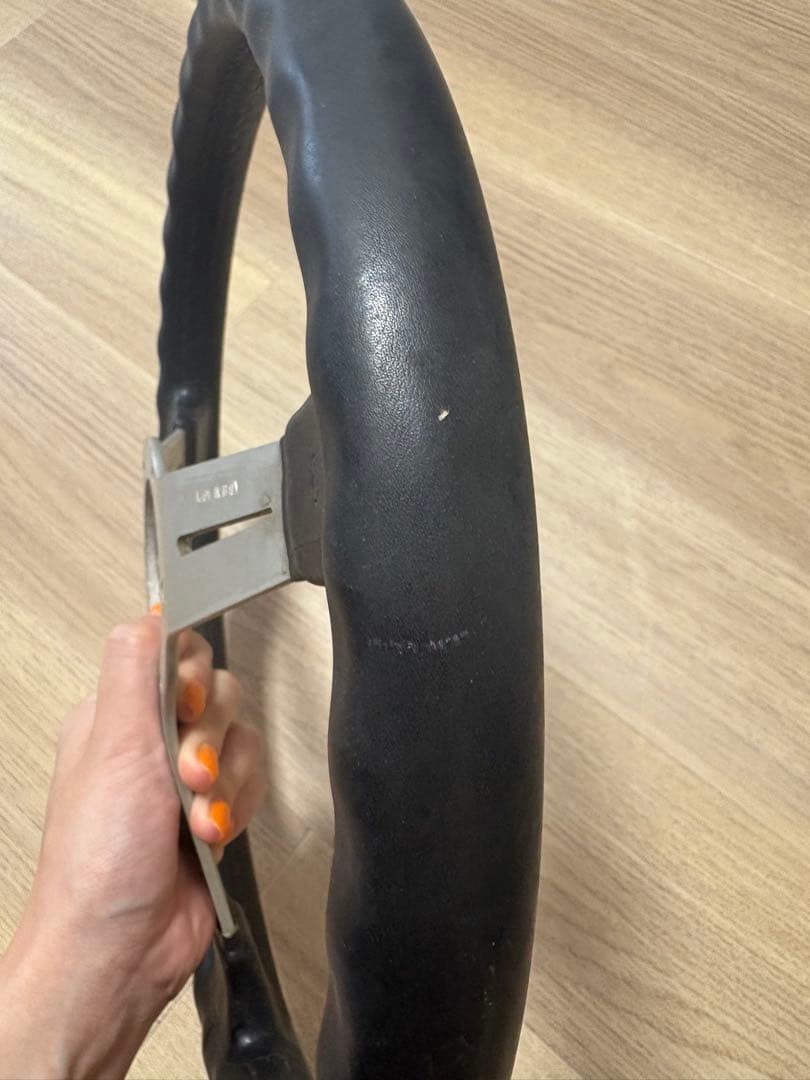 E. Nardiステアリング 3スポーク