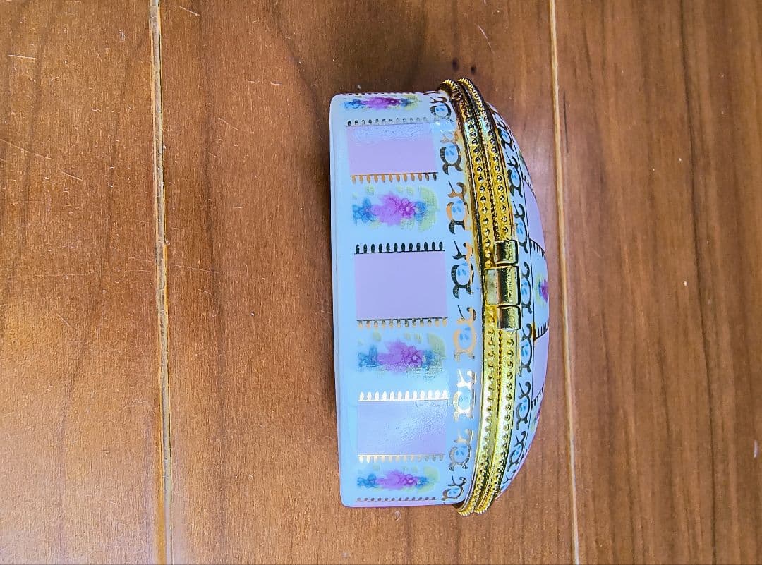 リモージュボックス　ビンテージアンティーク　陶器製花柄小物入れ