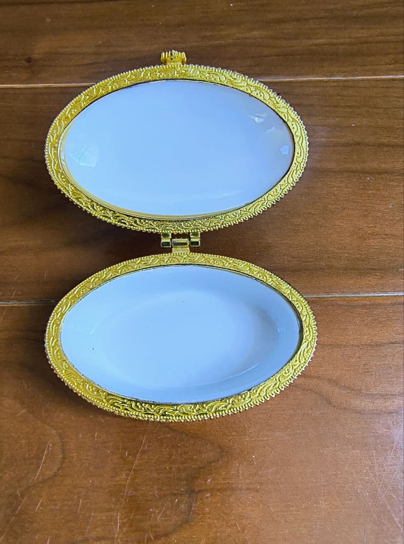 リモージュボックス　ビンテージアンティーク　陶器製花柄小物入れ