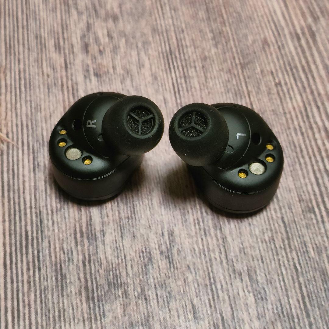 リリ　Technics EAH-AZ80 ワイヤレスイヤホン 超美品