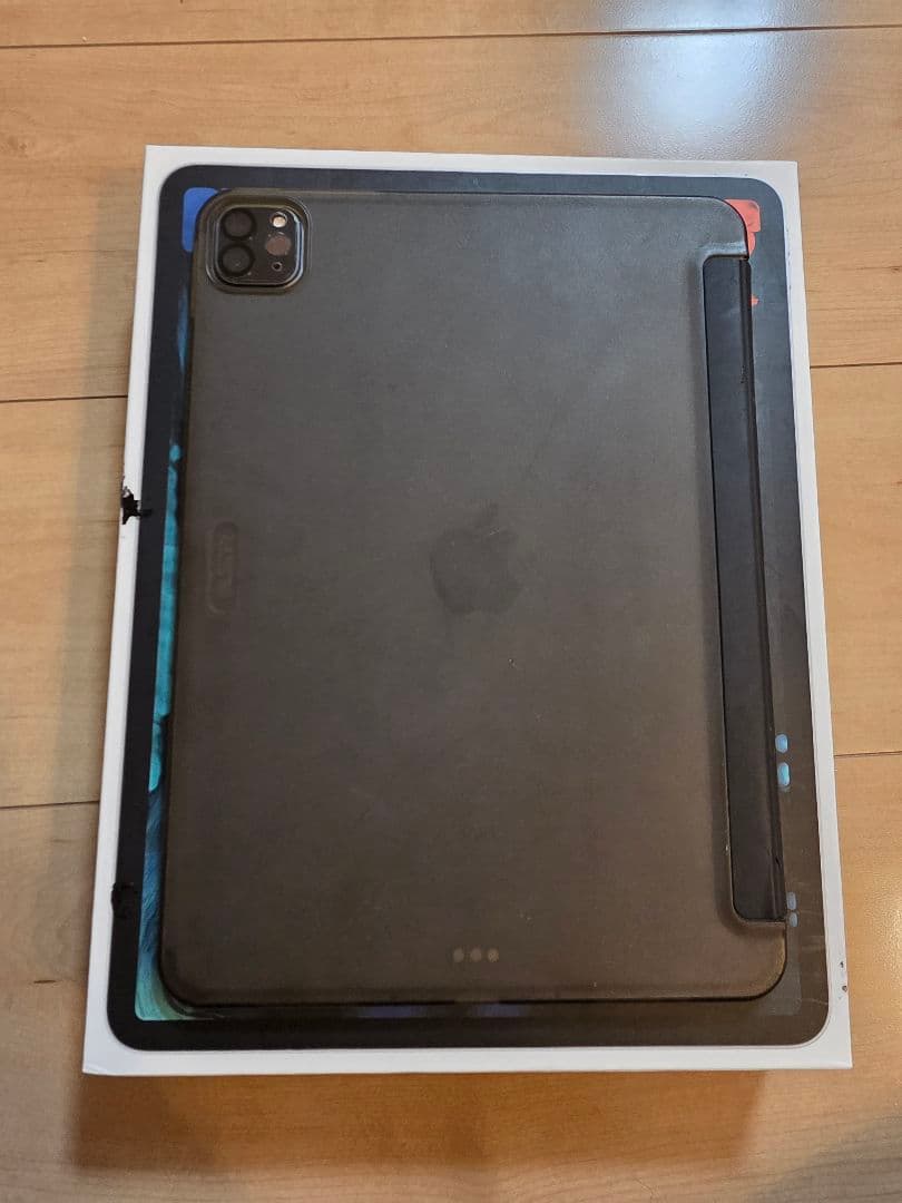 Ipad pro 11 inch 256gb cellular 第三世代　極美品