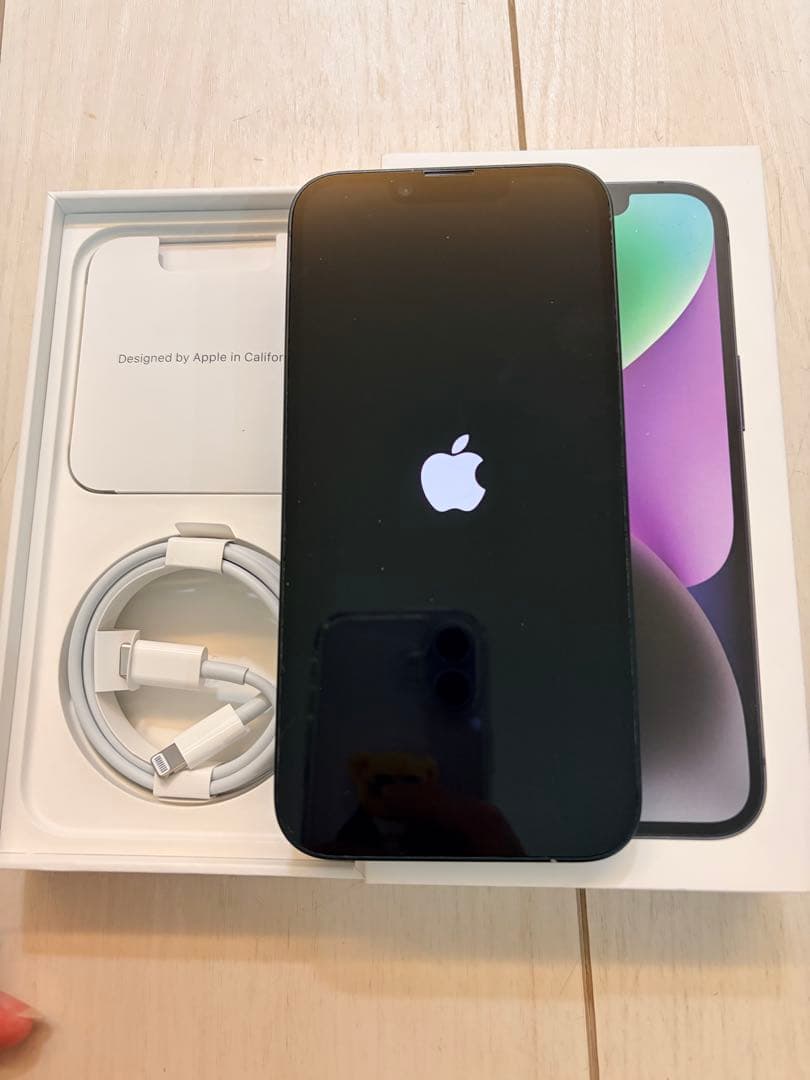 ✶美品✶Apple iPhone 14 ブラック 本体 充電ケーブル付き