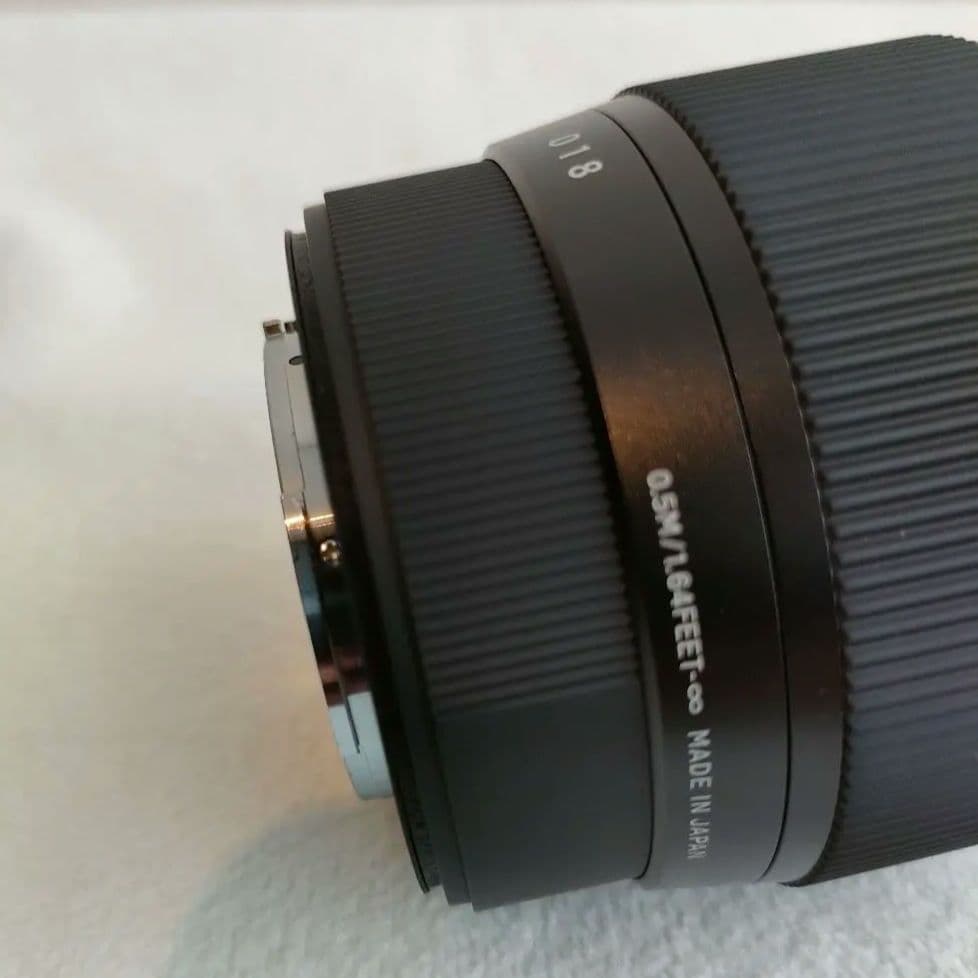 【美品】 SIGMA 56mm F1.4 フジXマウント箱なし 保護フィルター付
