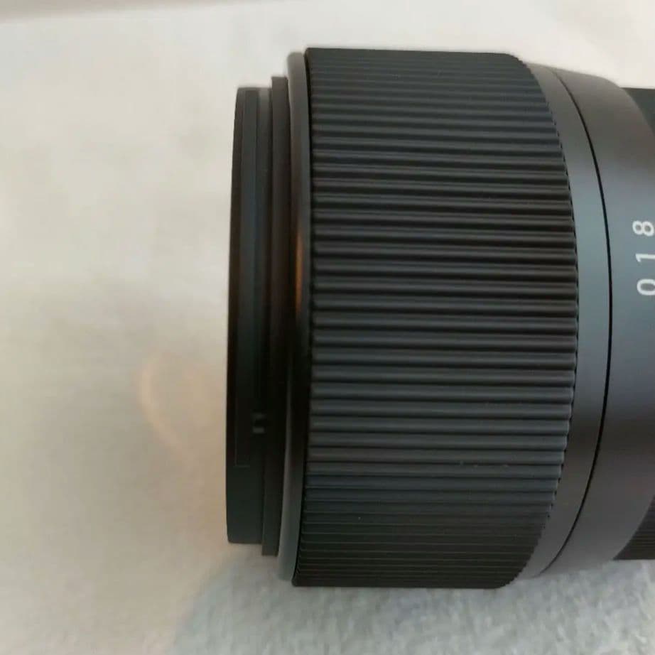 【美品】 SIGMA 56mm F1.4 フジXマウント箱なし 保護フィルター付