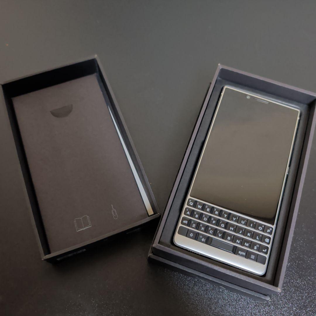 【期間限定値下げ】BlackBerry KEY2 BBF100-8