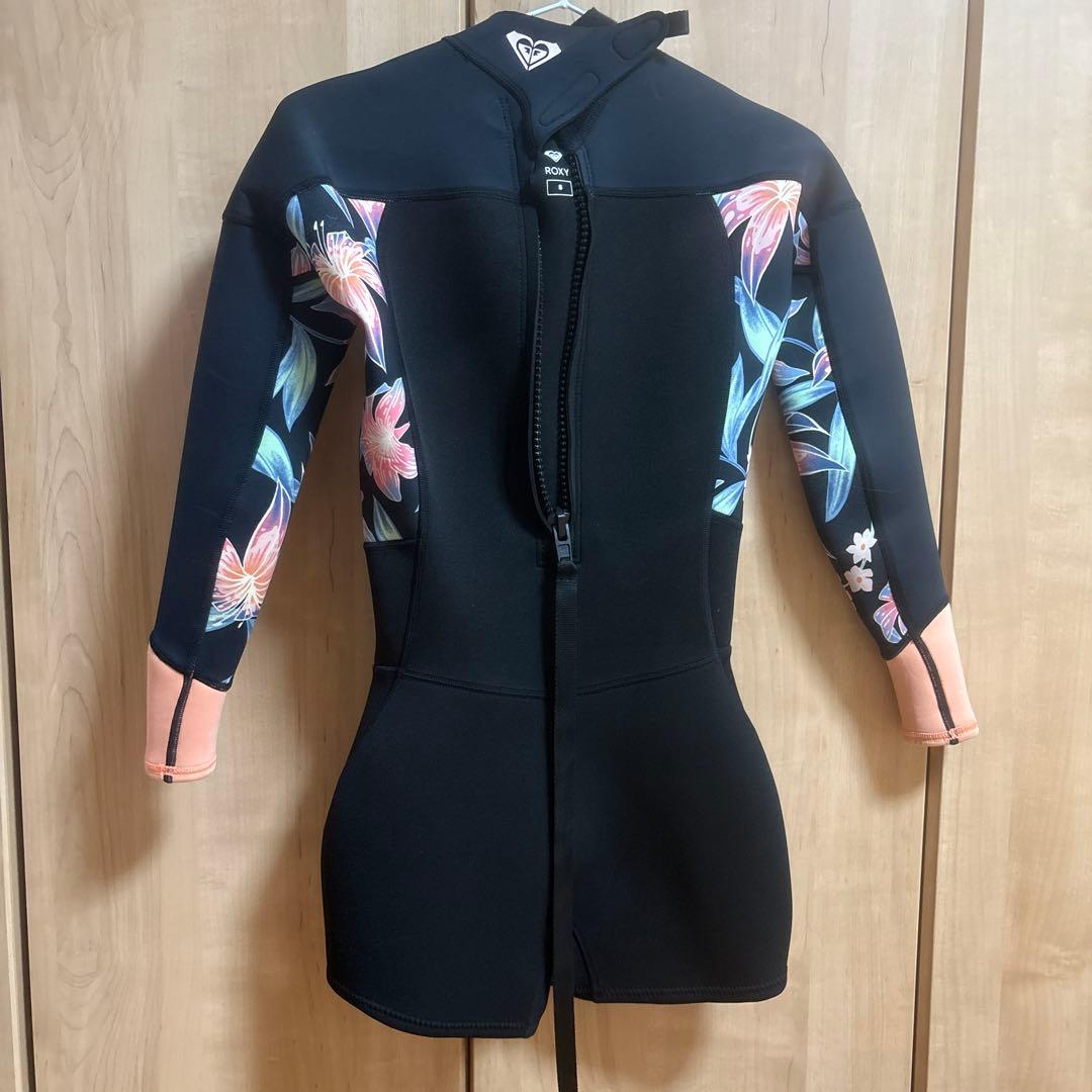 ROXY フラワー柄 ウェットスーツ ロンスプSサイズ