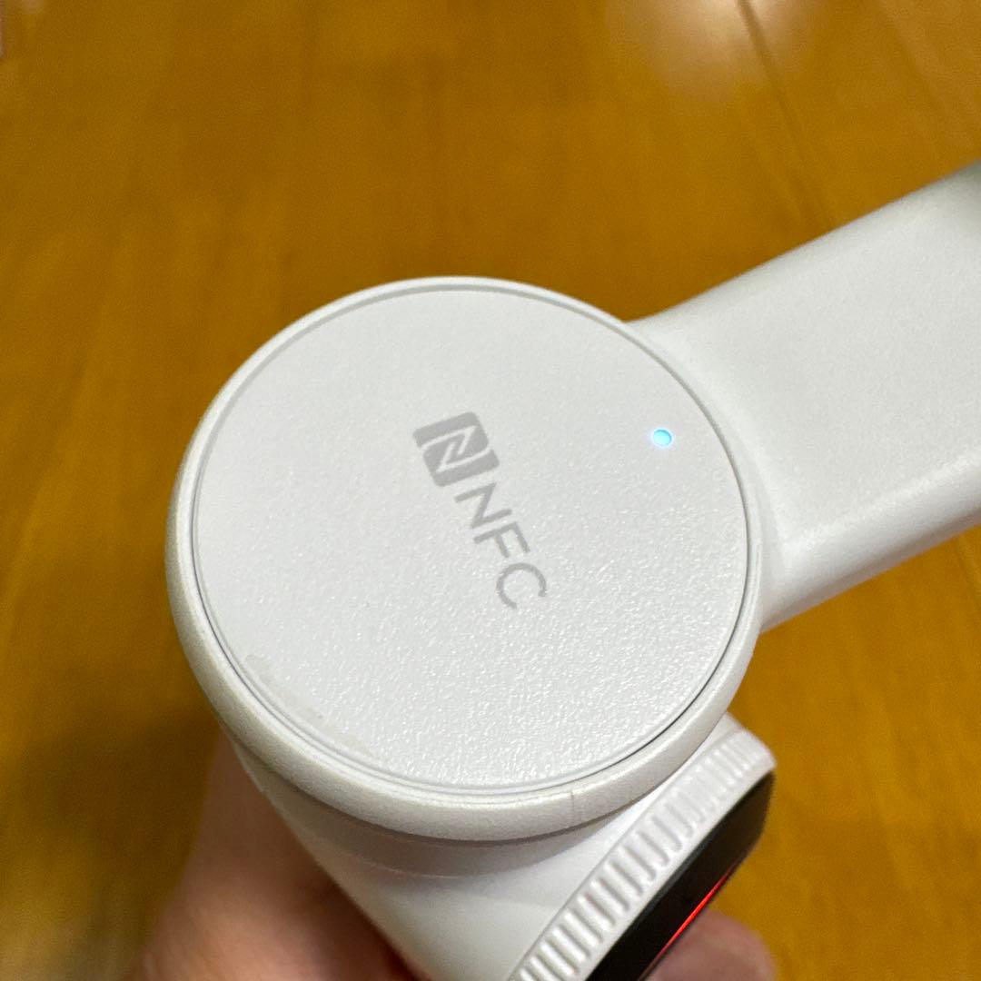 極美品！Insta360 Flow 2 Pro クリエイターキット白　ジンバル