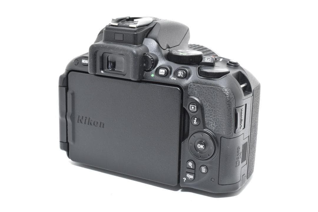 【箱付き】 Nikon ニコン D5500 レンズキット デジタル一眼レフカメラ