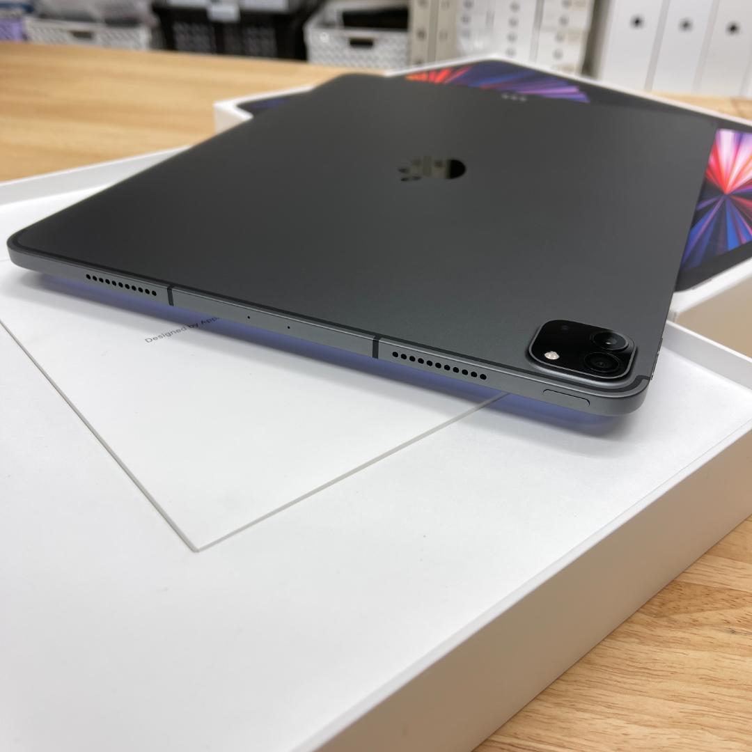 iPad Pro 12.9インチ M1 256GB WiFi +Cellular