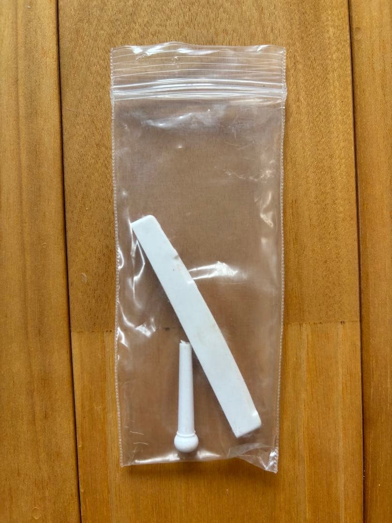 Fender SONORAN S NUT(ハードケース付属)