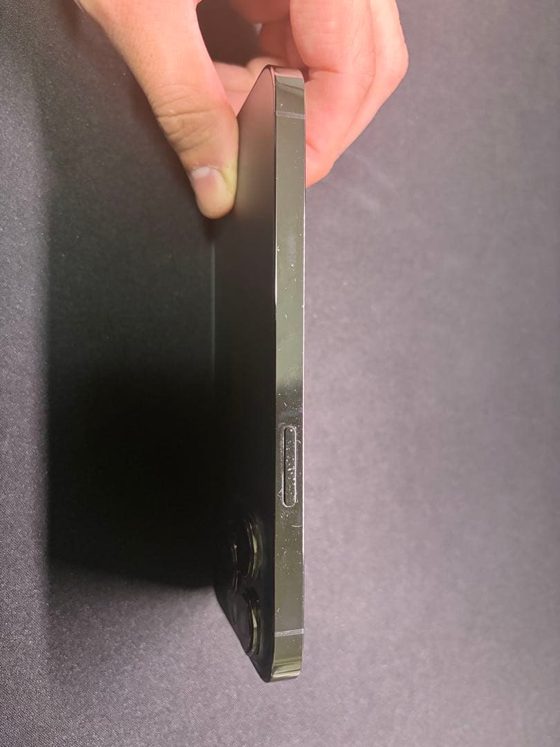 Apple iPhone 13 Pro SIMフリー　グラファイト 本体