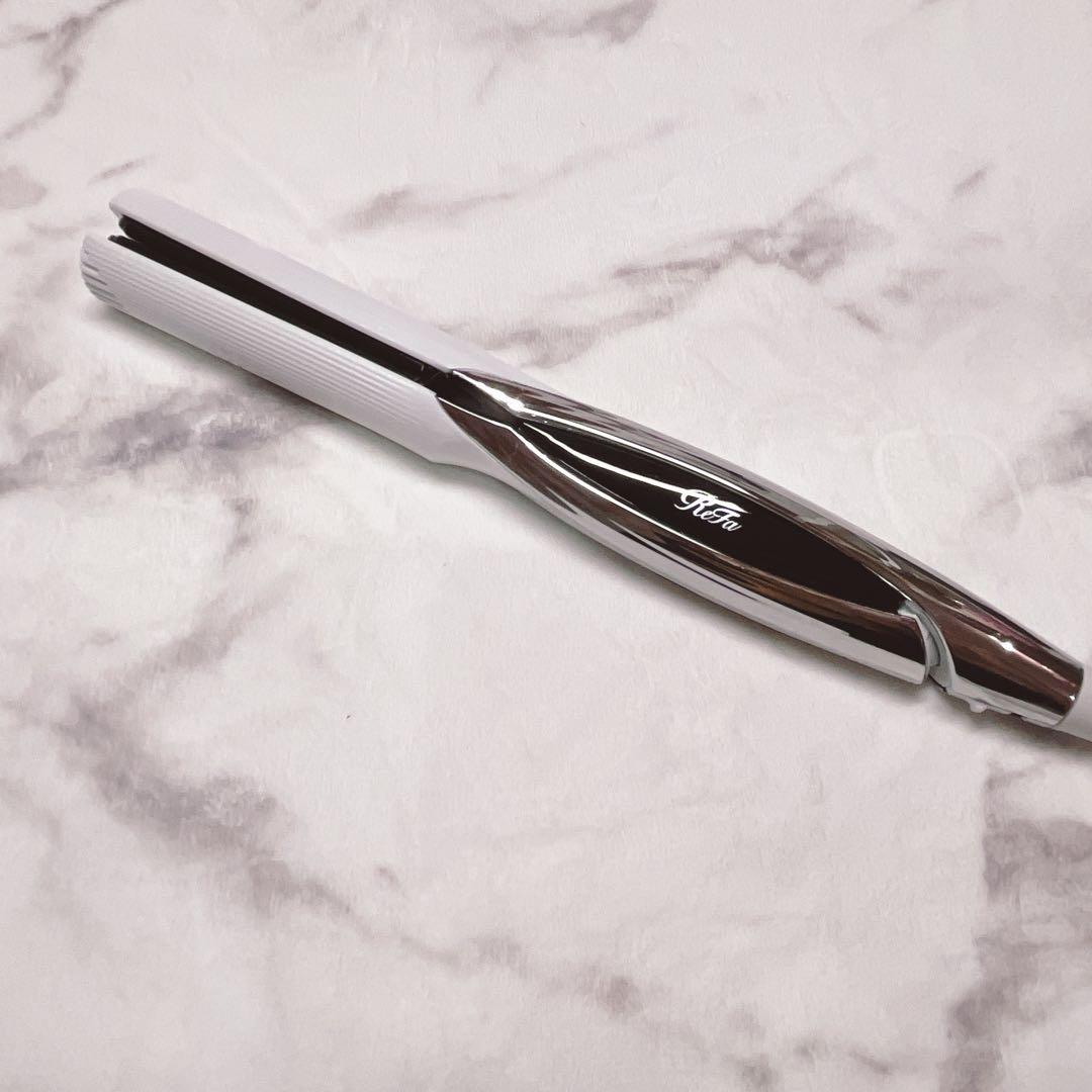 リファ ストレートヘアアイロン ケース付き