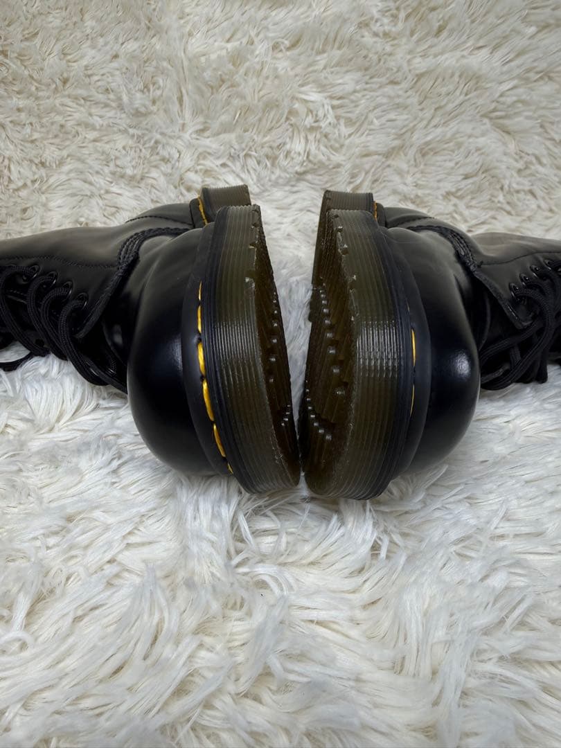 美品　Dr.Martens ドクターマーチン 8ホールブーツ ブラック　黒