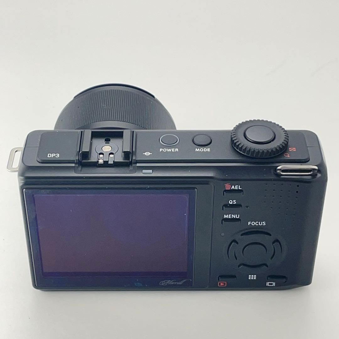 【動作・返品保証】SIGMA DP3 Merrill コンパクトデジタルカメラ