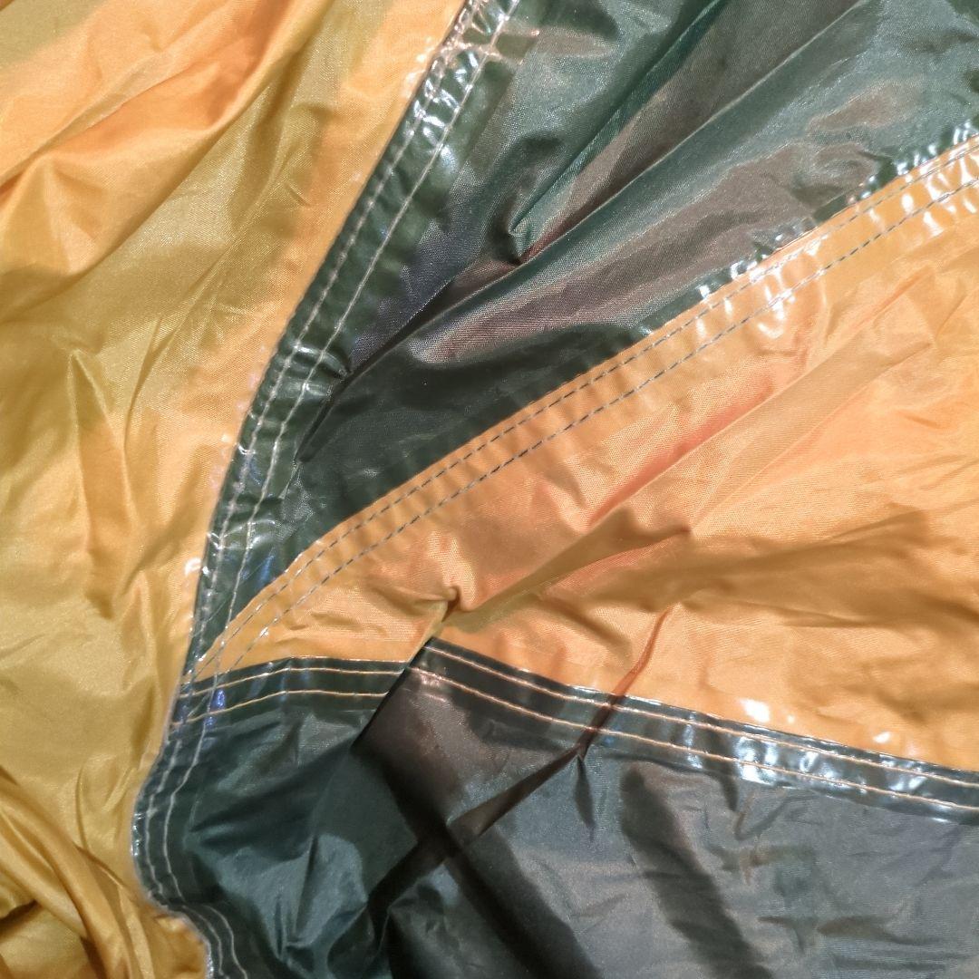 ラウンドスクリーン2ルームハウス