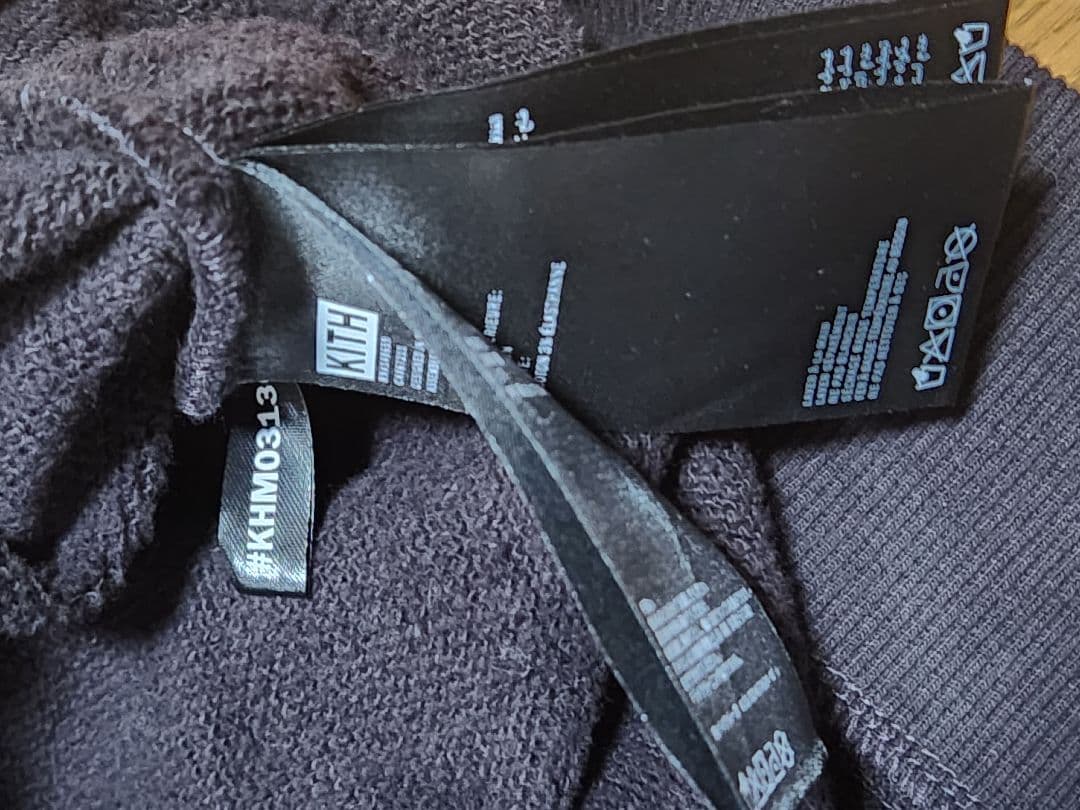 未使用　KITH フロックドモノグラムネルソンクルーネックトレーナー