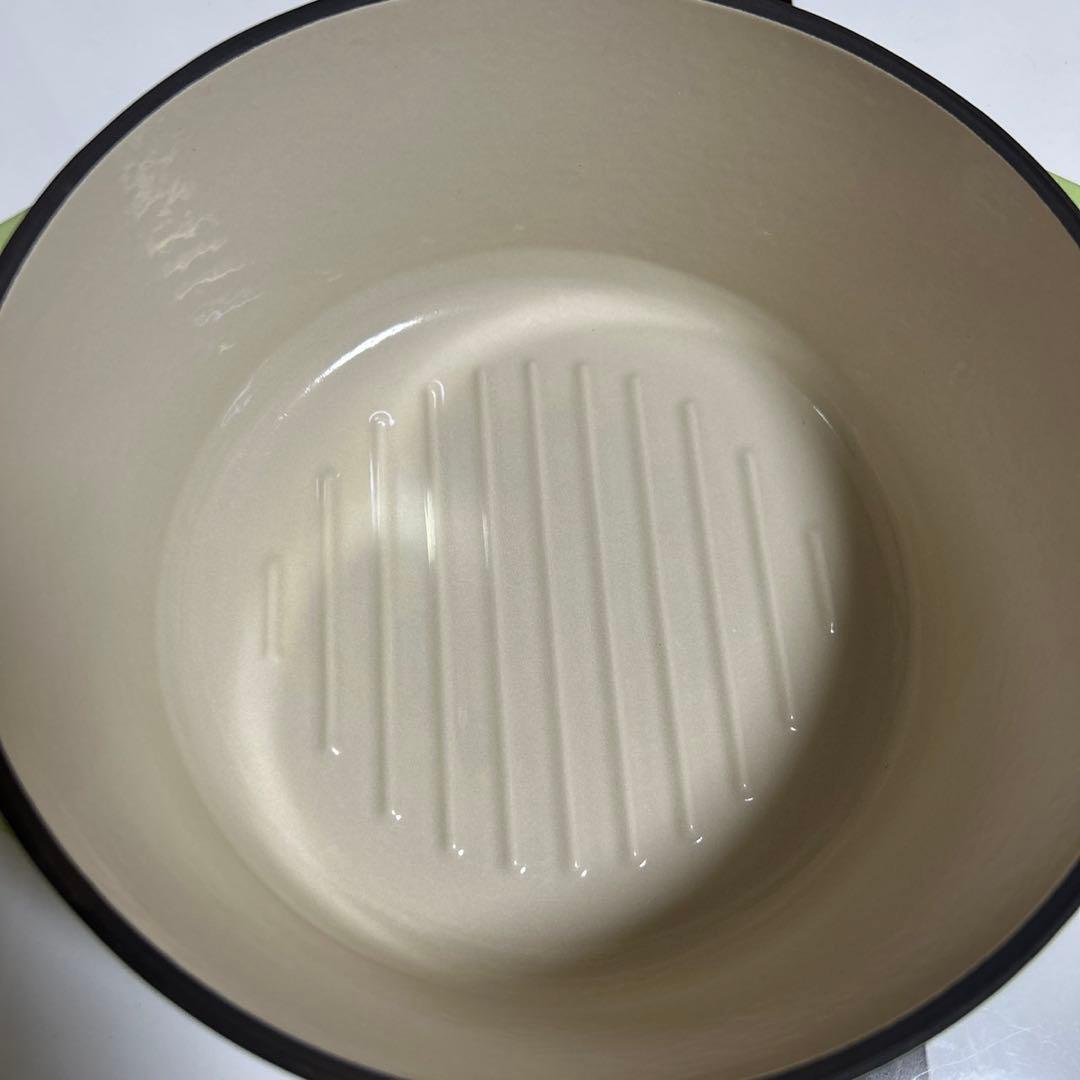 バーミキュラ　無水鍋　ホーロー鍋　ライトグリーン　22㎝