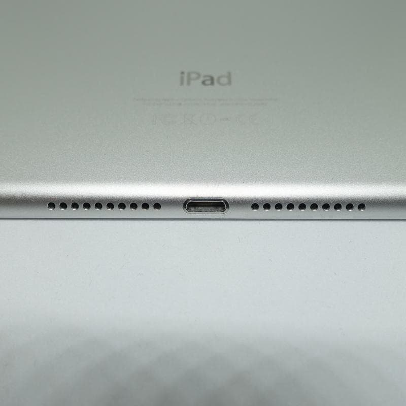 iPad mini 4 128GB Wi-Fi シルバー