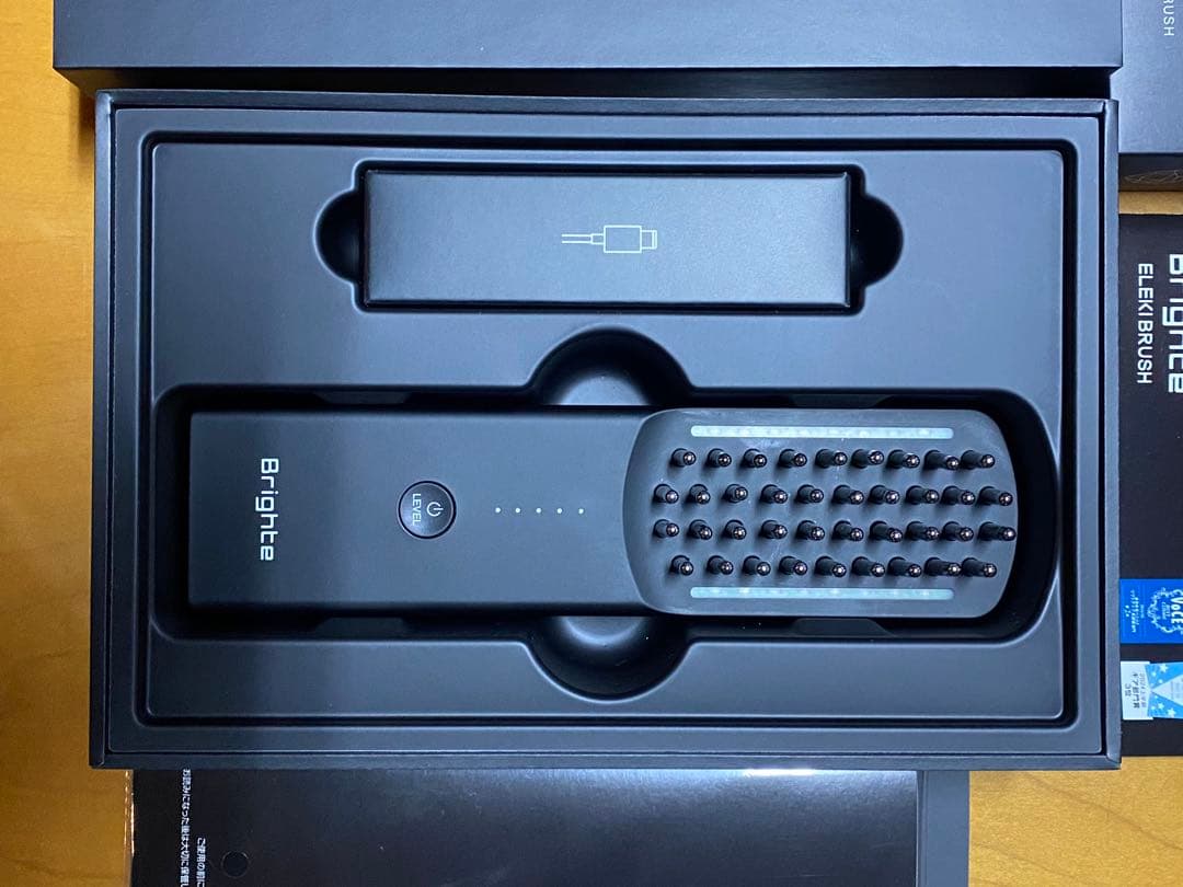 ブライト エレキブラシ（専用化粧品／スカルプマッサージブラシ付）