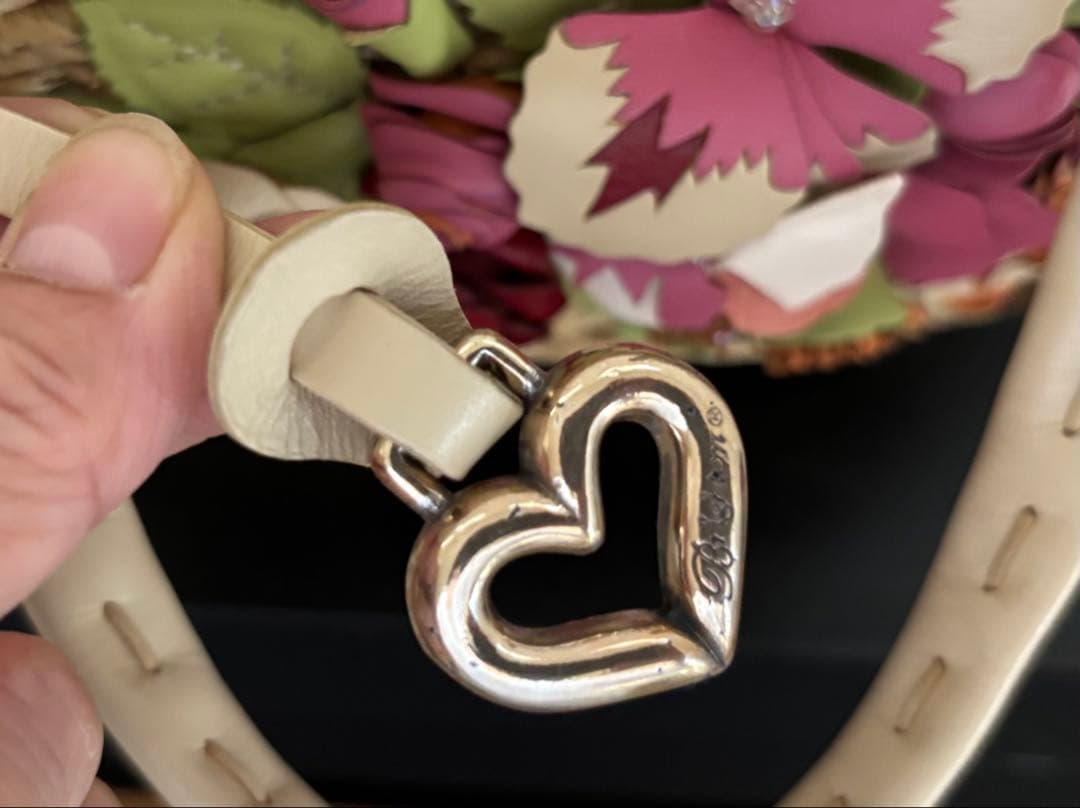 美品！かごバッグ　立体的な花　かごバッグ　花