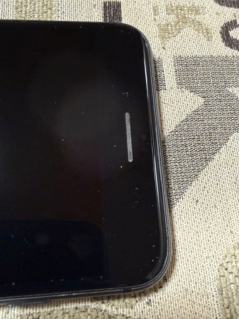 iPhone 8Plus 匿名発送　64G 最大充電容量77%