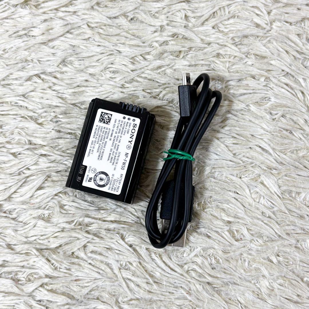 【未使用級】ソニー ILCE-6400 ダブルズームレンズキット α6400