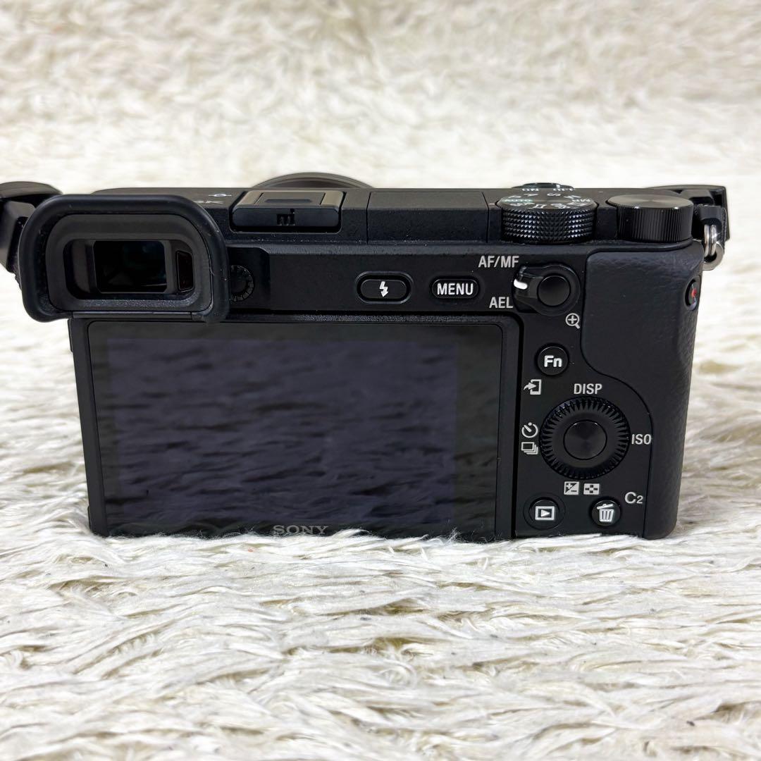 【未使用級】ソニー ILCE-6400 ダブルズームレンズキット α6400