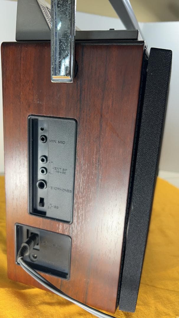 SONY レトロラジカセ　CFS-8　STEREO　ZILBA’P　　テープ