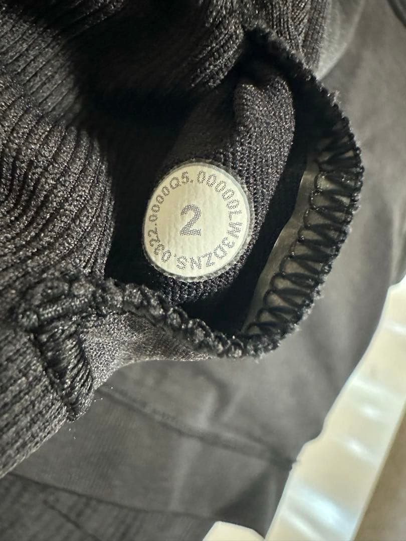 新品 ルルレモン Ebb to Street ヨガ 長袖 一体型ブラ付き 2