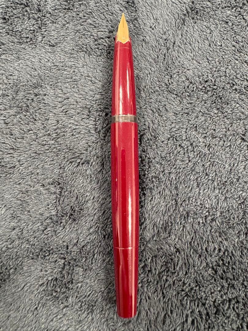 Montblanc 赤 万年筆 専用ボックス付き