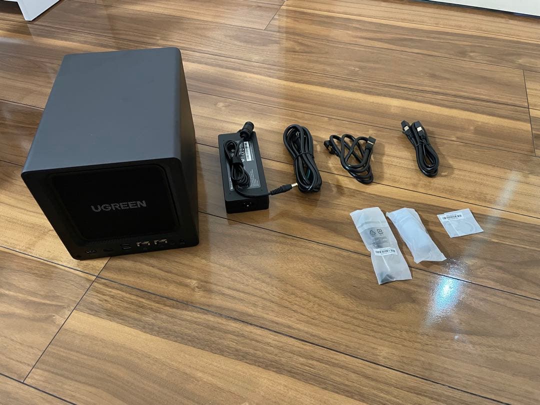 外付けハードディスク・ドライブ UGREEN NASync DXP4800Plus