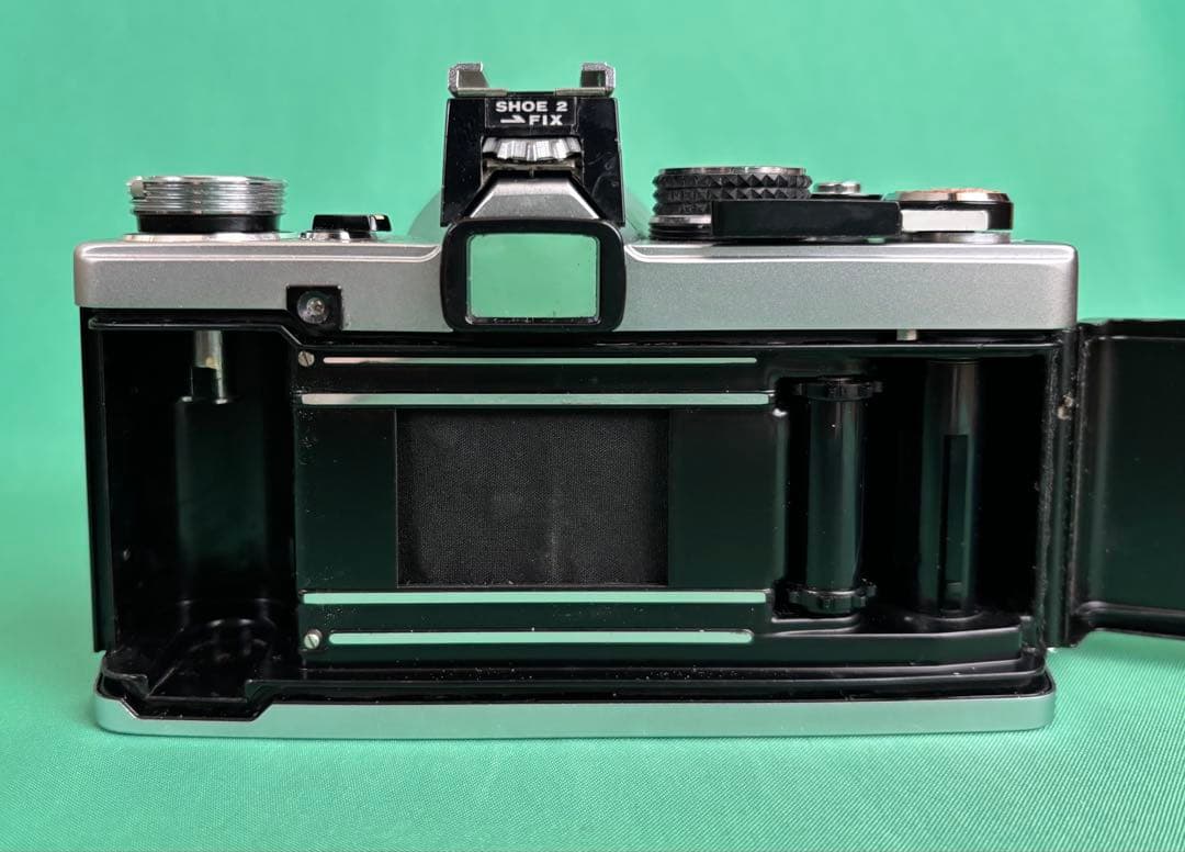 プロフ○○ ★OLYMPUS OM-2 + ★ 標準レンズ50mm