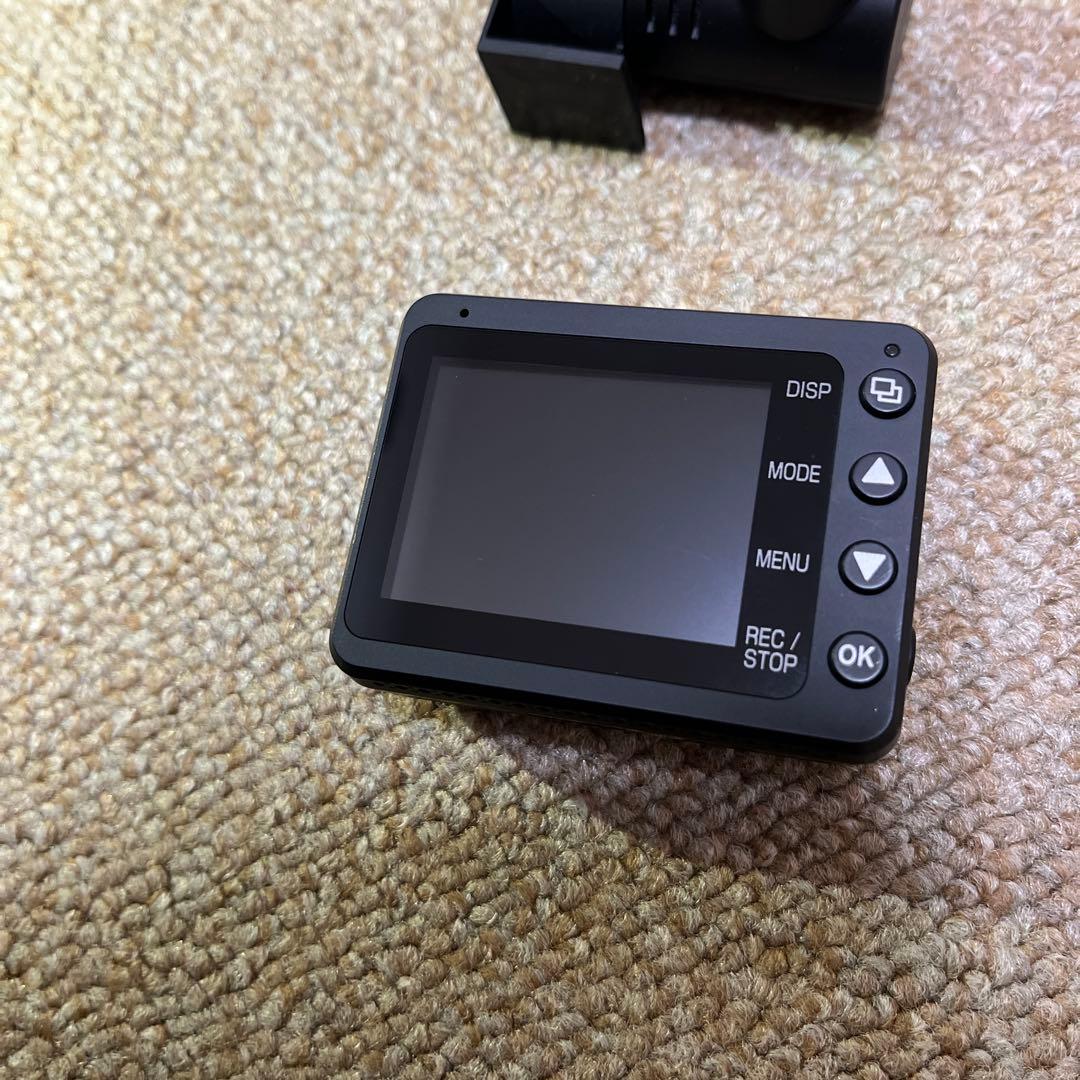 ユピテル ドライブレコーダー Y-300dP