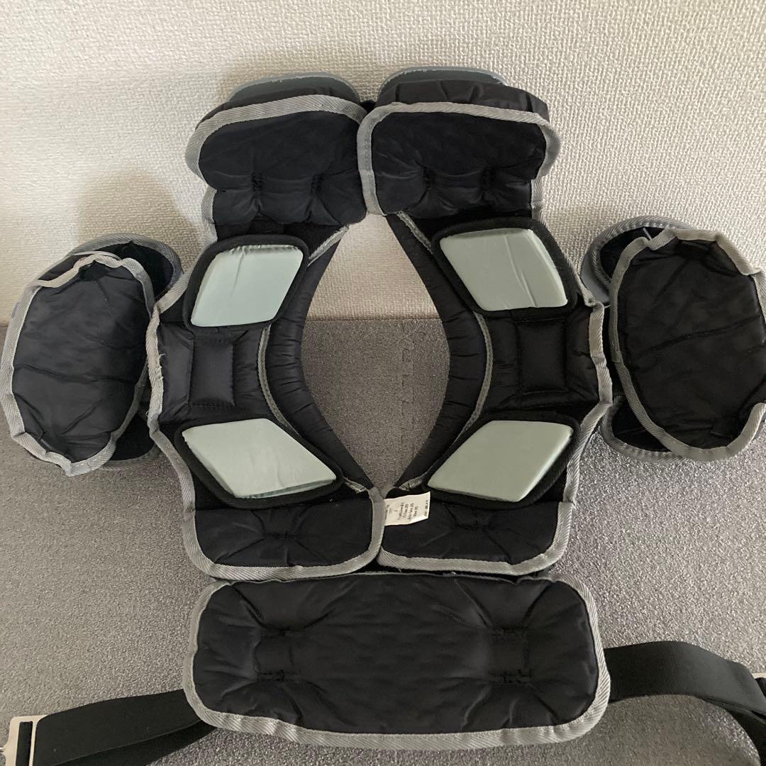 アメフト　ショルダーパッド　パッド類　ギアバッグ