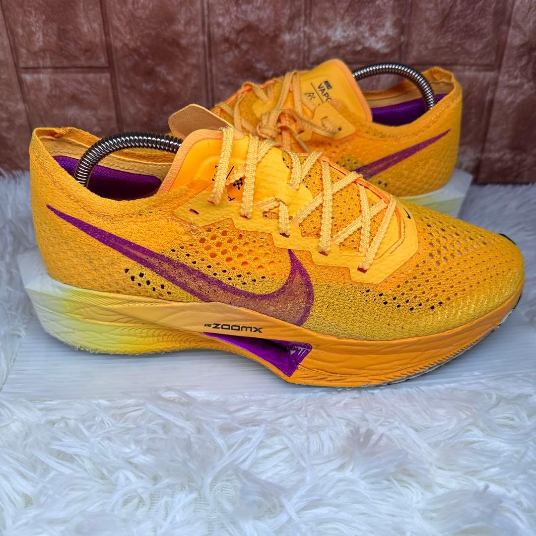 W NIKE ZOOMXヴェイパーフライ ネクスト% 3 26.5cm