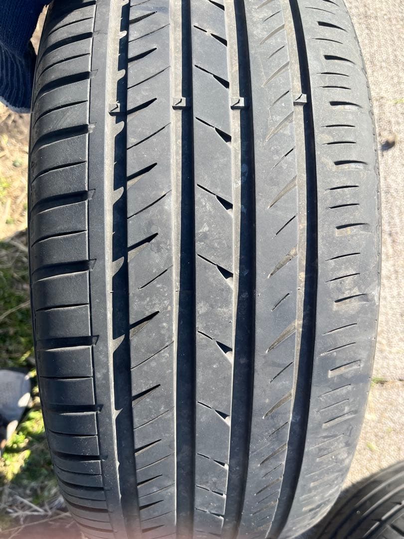 ロクサーニ パヴォーネ 18インチタイヤホイール4本セット中古