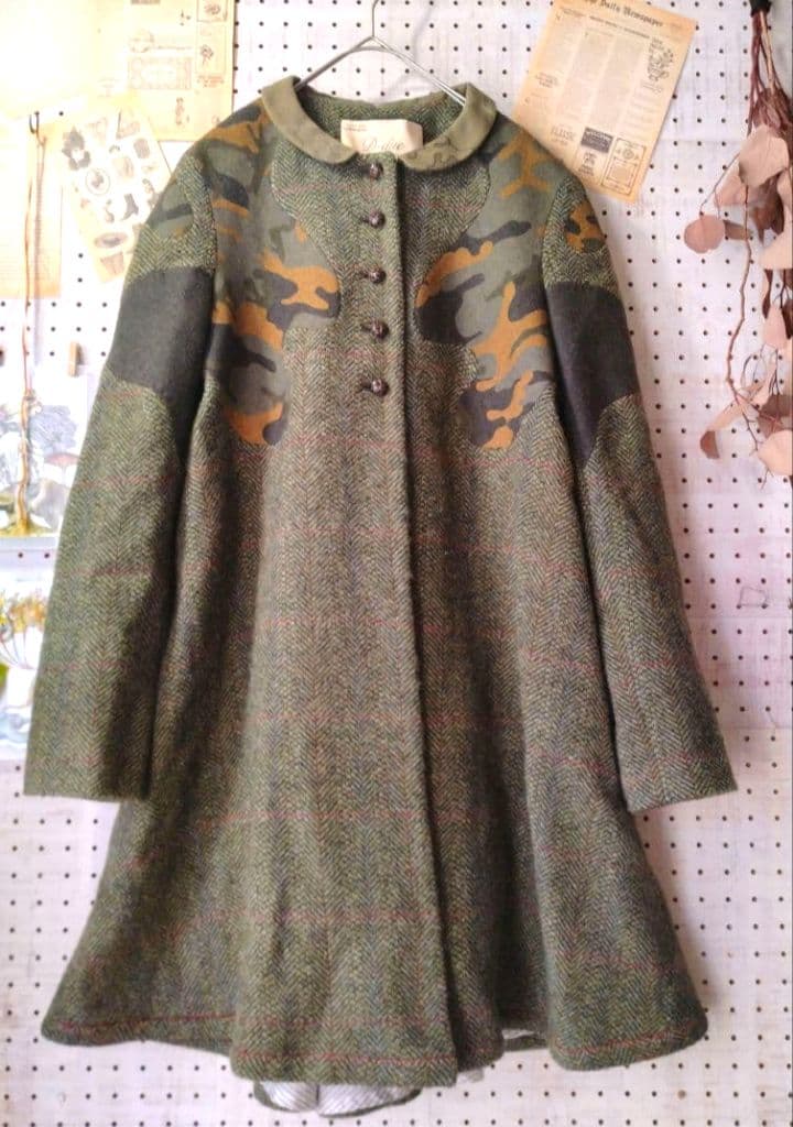 デドゥエ D-due 迷彩丸襟 Aラインフレアコート アッシュペーフランス