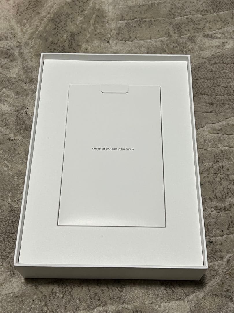 【美品】Apple iPad 第9世代10.2インチ wifi