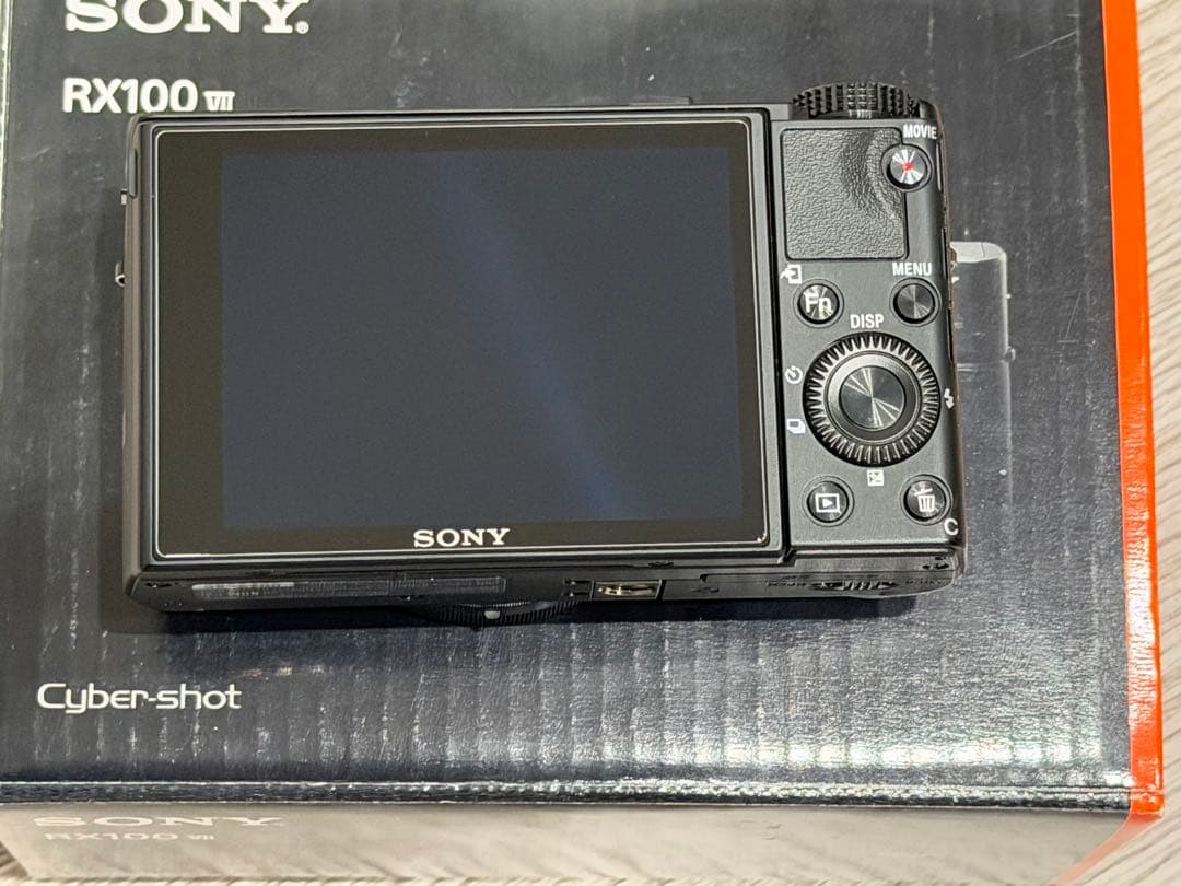 デジタルカメラ SONY RX100 VII