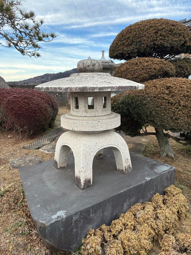 御影石雪見灯籠　庭石　茨城県引き取り！