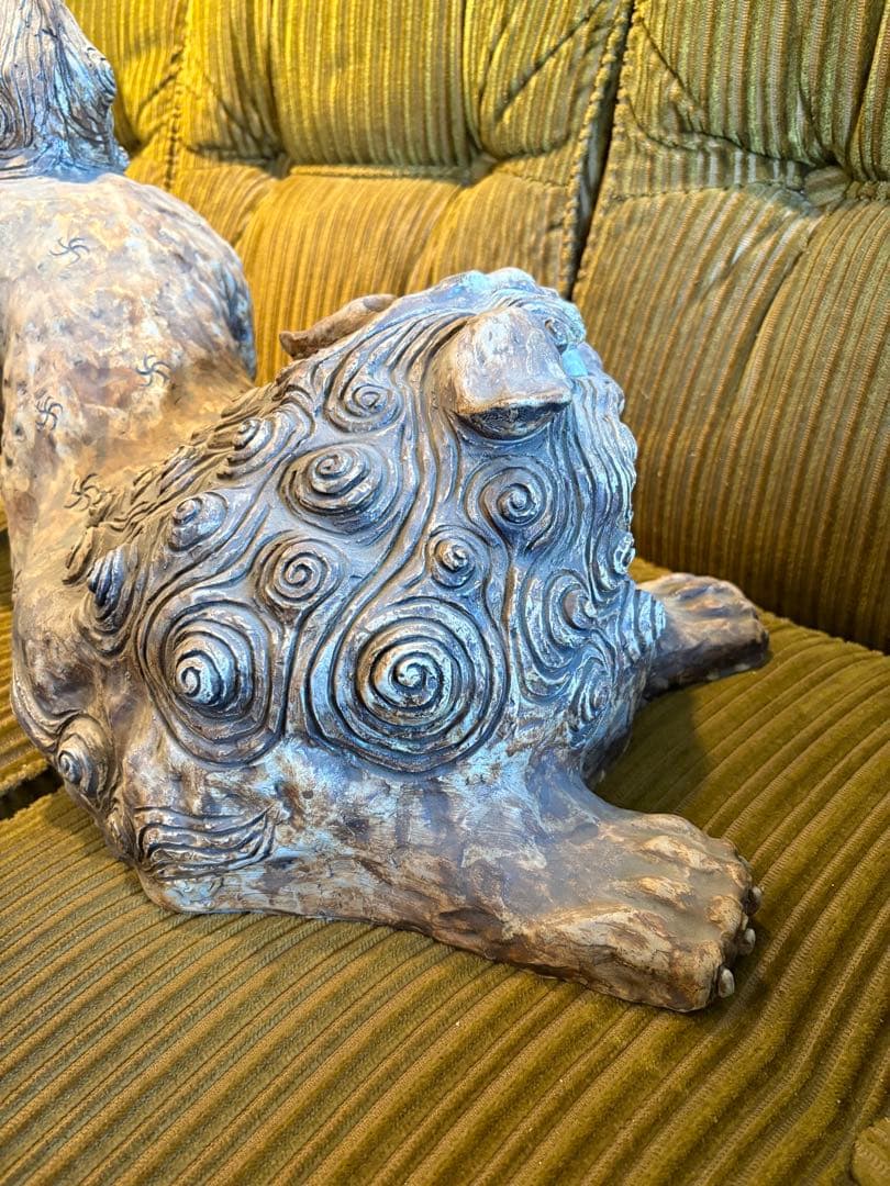 大きめサイズ獅子　置物