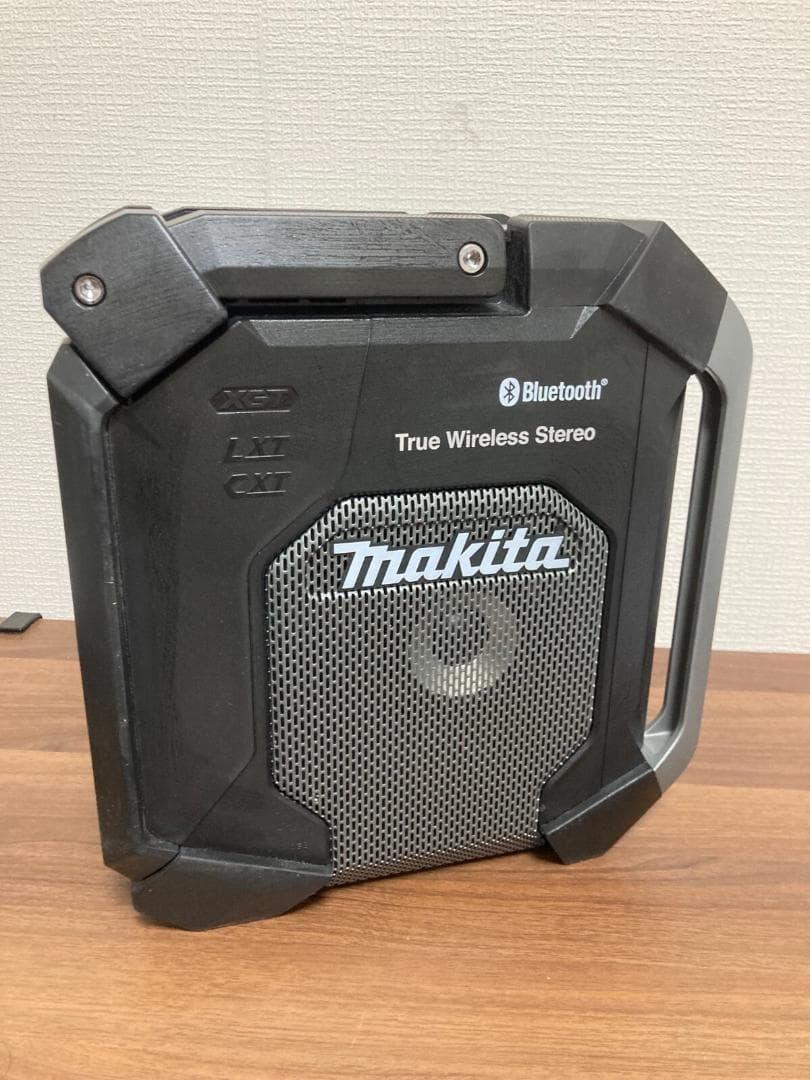【未使用】マキタ Makita 充電式ラジオ MR005GZB 本体のみ
