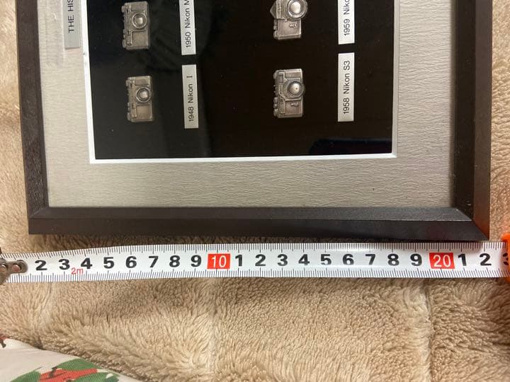 NIKON 『THE HISTORY OF Nikon CAMERAS』木製額