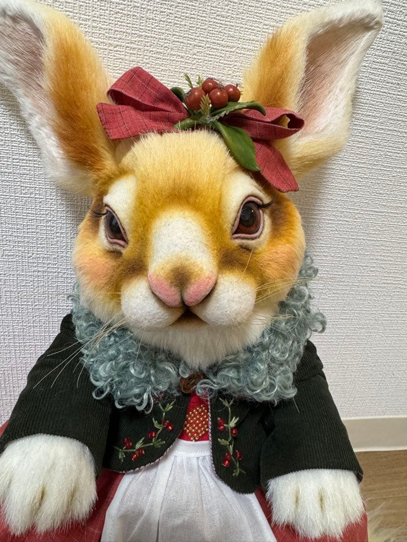 【最終価格】海外作家様作　アートドール　ワンピースを着たうさぎ